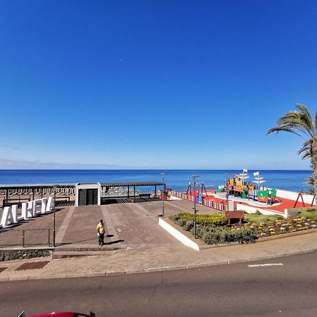 Chale Esmeralda - Charming Studios In Calheta Beach Luaran gambar